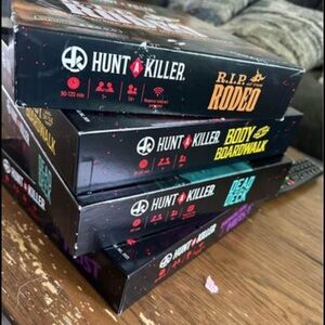 4 boxes HUNT A KILLER